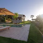 Villa Russelia